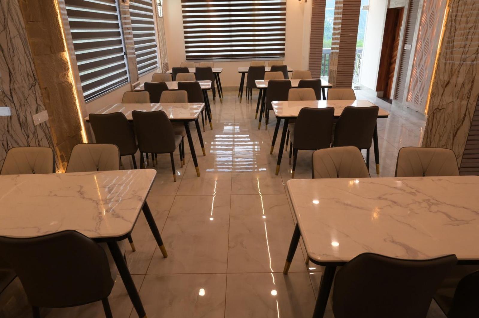 Hotel Udit Inn Rudraprayāg 외부 사진