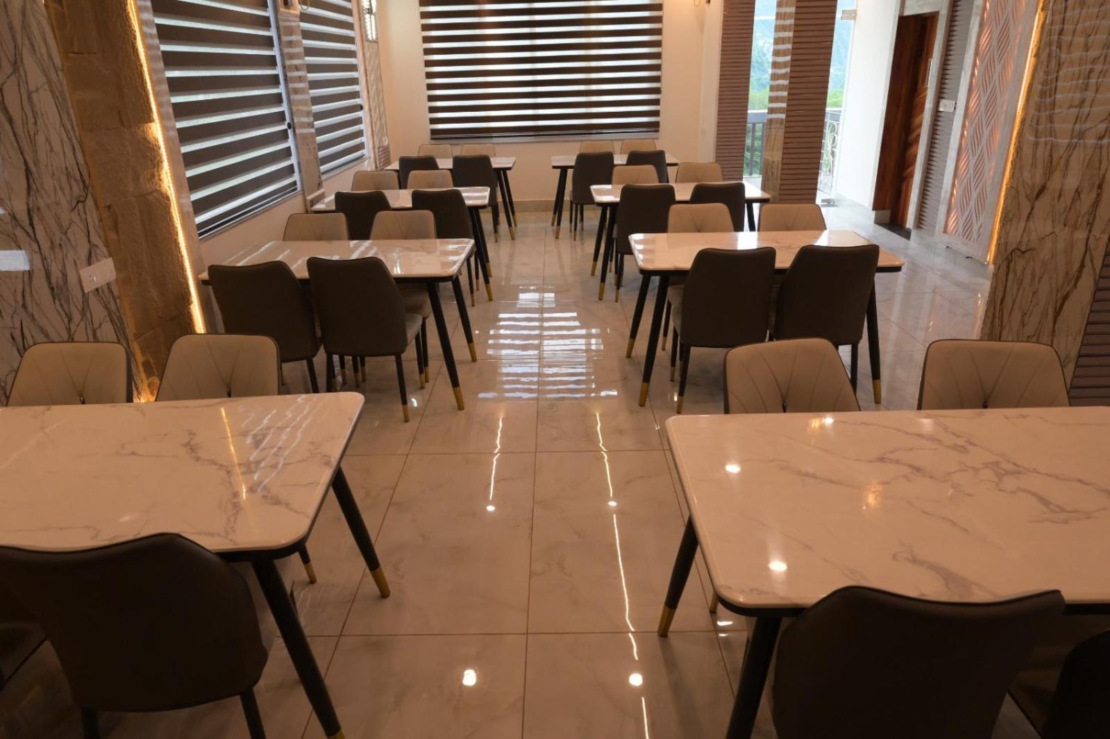 Hotel Udit Inn Rudraprayāg 외부 사진