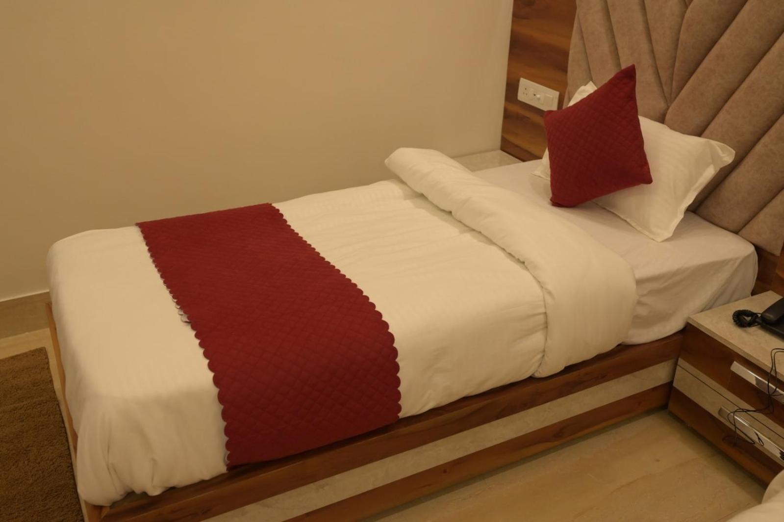 Hotel Udit Inn Rudraprayāg 외부 사진